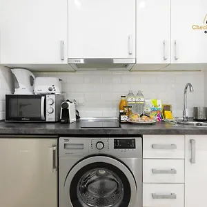 https://apartamento-el-acuerdo-centro-torremolinos.hotelsinnerja.org